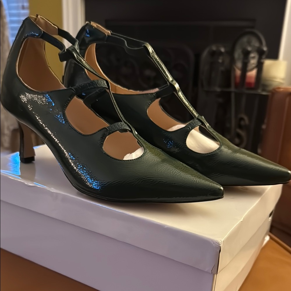 Elegant Green Women's Heels